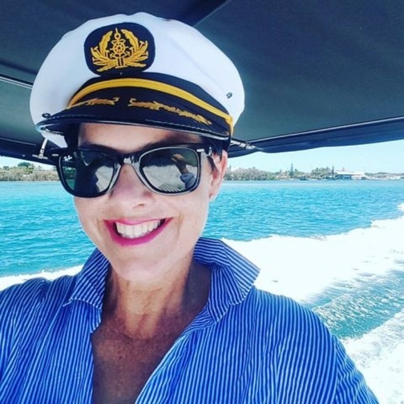 Meet your Posher, Elizabeth - Picture 1 of 1